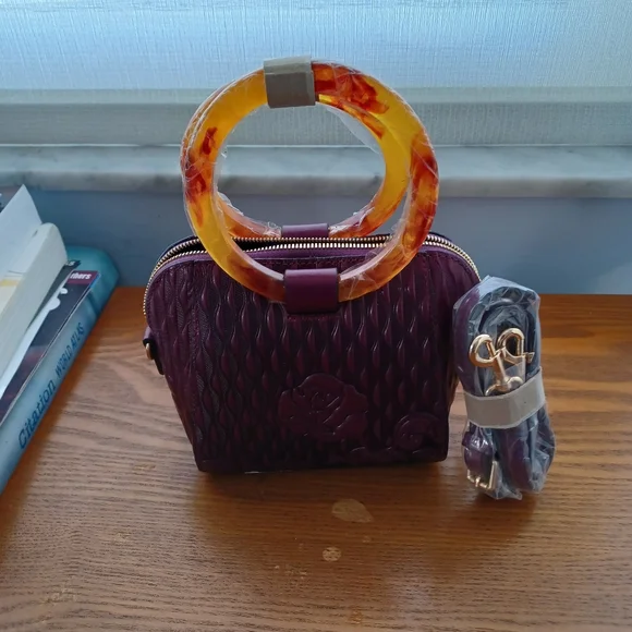 Handbag - Picture 3 of 5